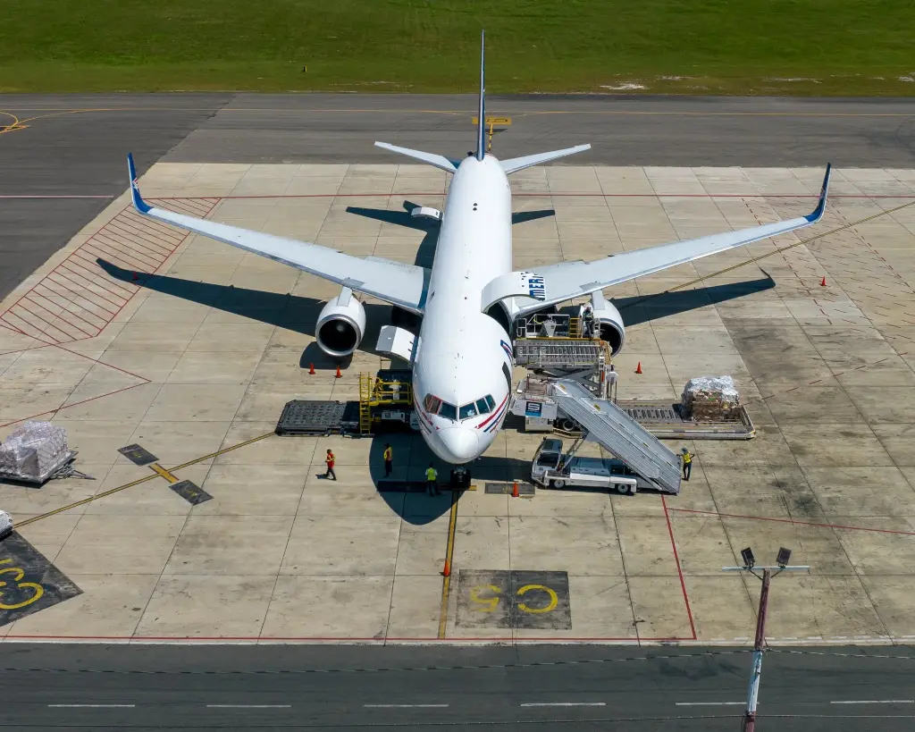 AERODOM establece nuevo récord en actividades de carga