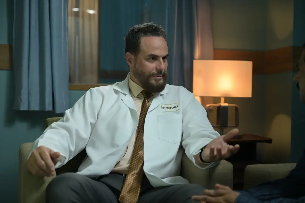 Ernesto Báez da pasos firmes en el cine internacional con film “Courage”