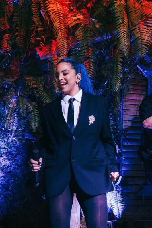 Lee Burgos estrena el video del tema "Así Fue"