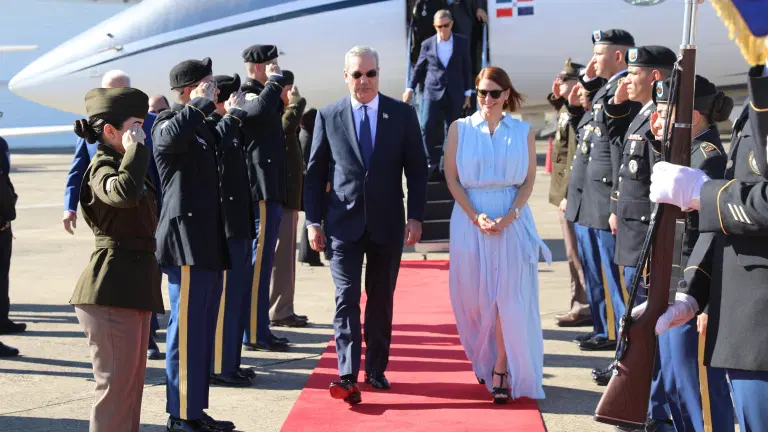 Presidente Abinader llega a Puerto Rico a toma de posesión de la gobernadora Jenniffer A. González Colón