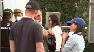 El príncipe Harry y Meghan Markle se unen a los equipos de apoyo en los incendios de Los Ángeles: su trabajo con el chef José Andrés