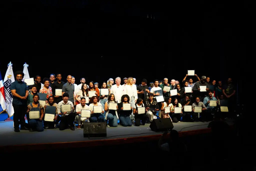 Más de 200 estudiantes dominicanos reciben formación de clase mundial en 6ta edición de Berklee en Santo Domingo