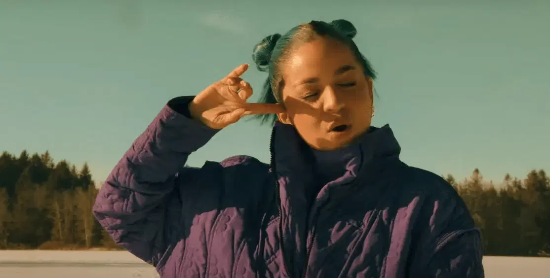 Lee Burgos lanza tema “Apaga La Luz”