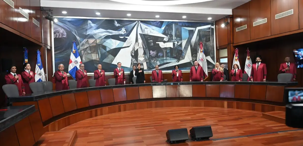 El Tribunal Constitucional presenta lema institucional