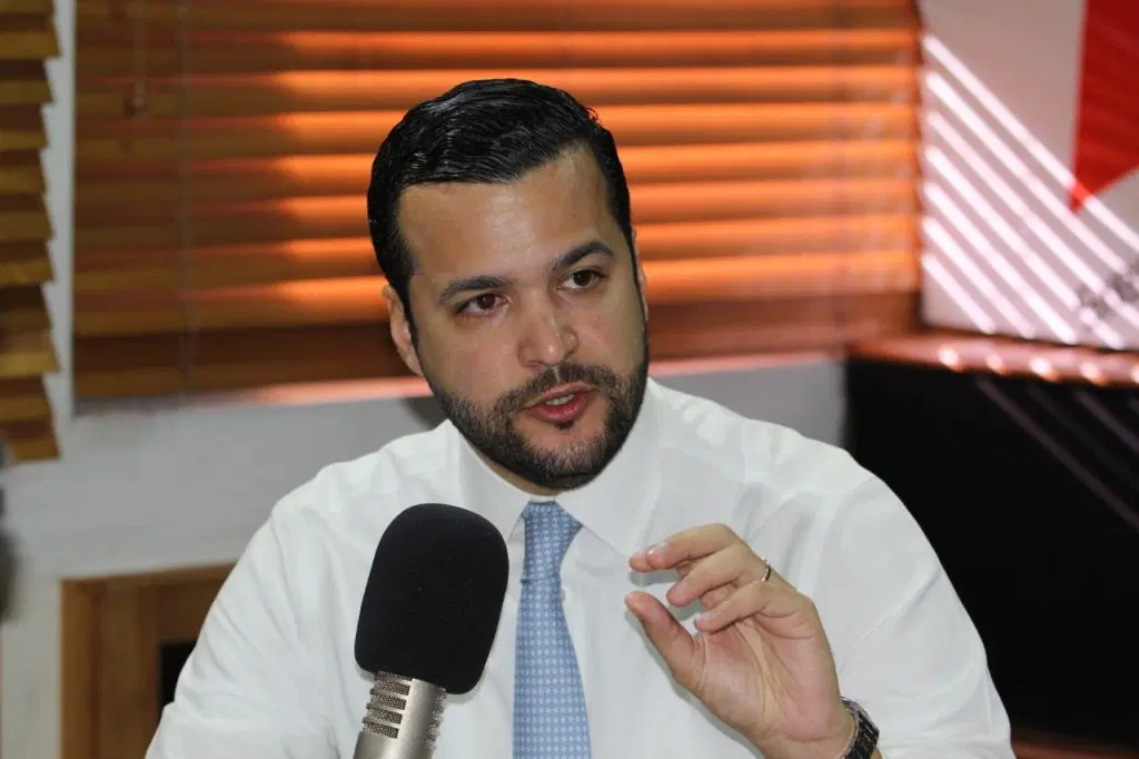Rafael Paz pide se investigue campaña contra Leonel