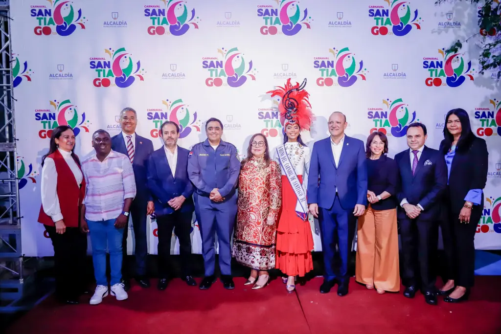 Santiago presenta su Carnaval 2025