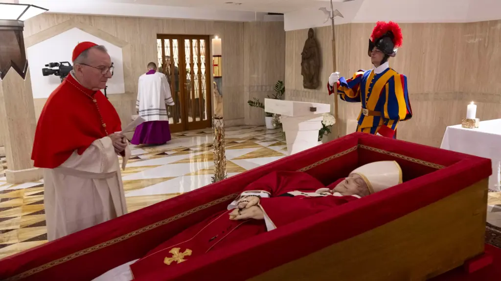 Los Reyes de España, Trump y Zelenski entre los que estarán en funeral del Papa Francisco