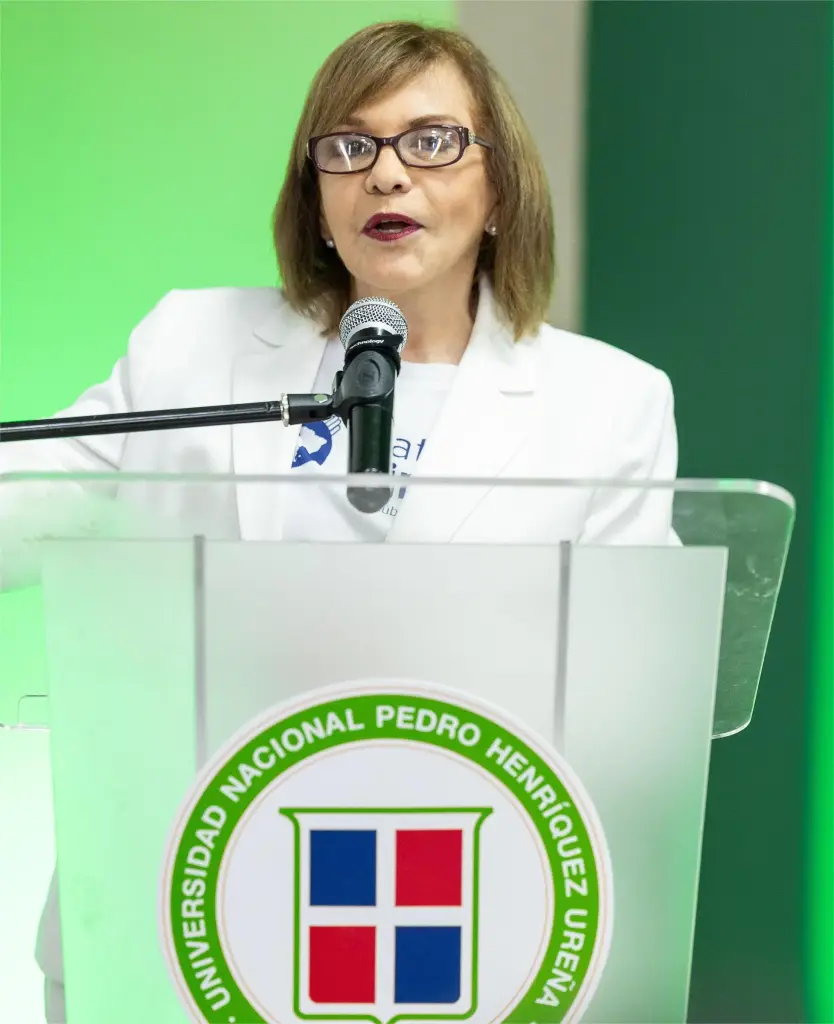 Banco BHD y UNPHU gradúan a participantes en estudio de prevención demencia en adultos mayores