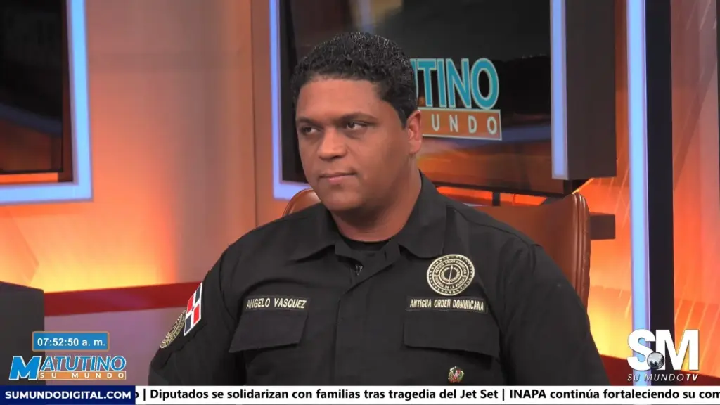 Marcha Antigua Orden Dominicana demanda detener acto de haitianos