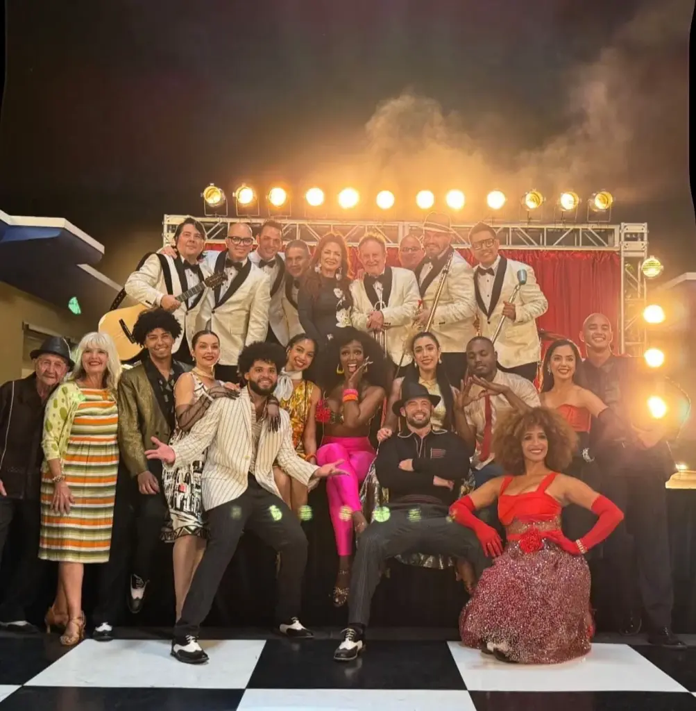 Amara La Negra protagoniza nuevo videoclip de Gloria Estefan