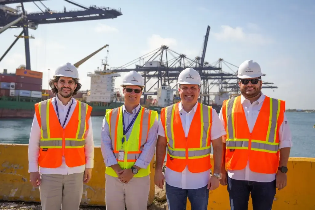 Autoridad Portuaria conoce planes de expansión de DP World Dominicana