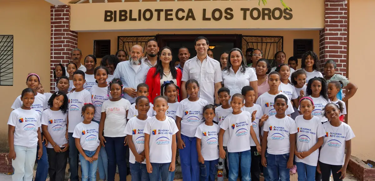 Roberto Ángel agota amplia agenda de trabajo cultural en Elías Piña, San Juan y Azua