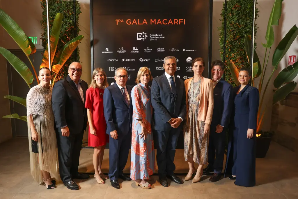Guía Macarfi celebra por primera vez su gala anual fuera de España