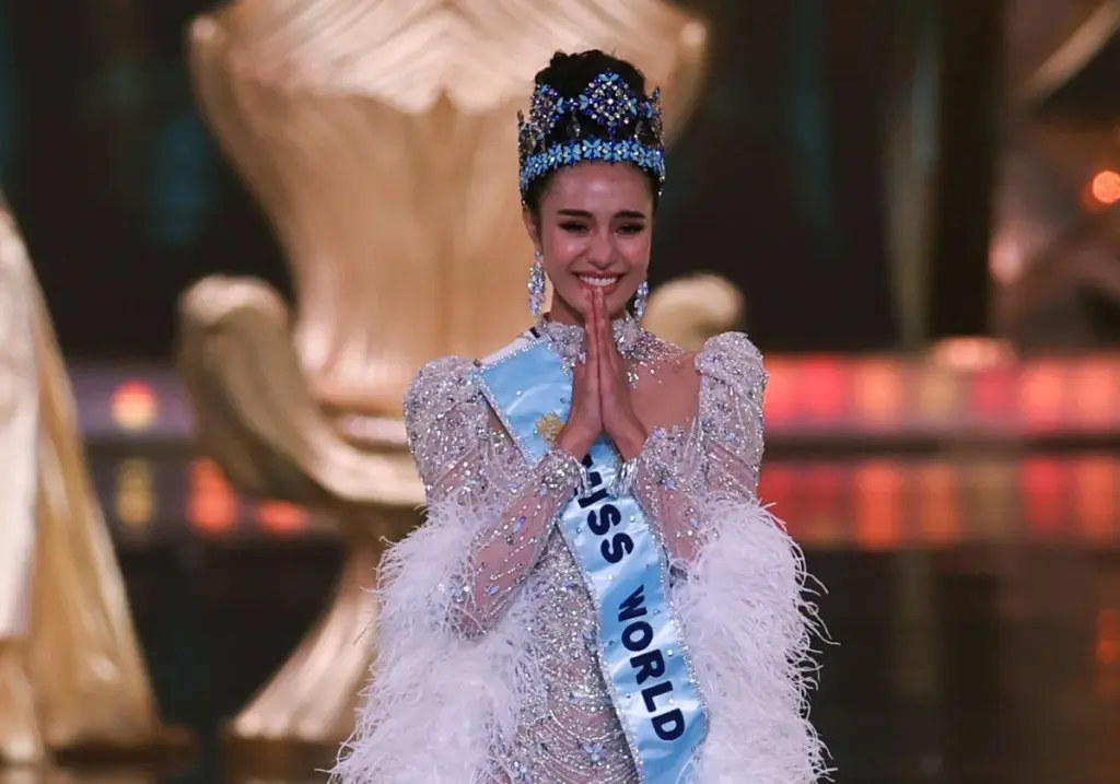 Suchata Huangshi, de Tailandia, gana Miss Mundo 2025