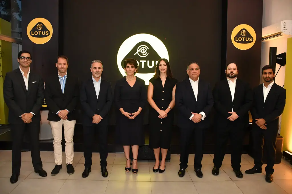 Grupo Avant presenta Lotus Emira First Edtion