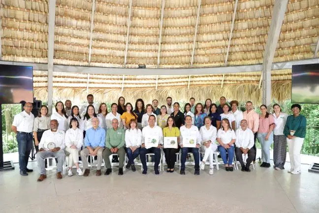 Micro Crédito firma acuerdo com Ecored