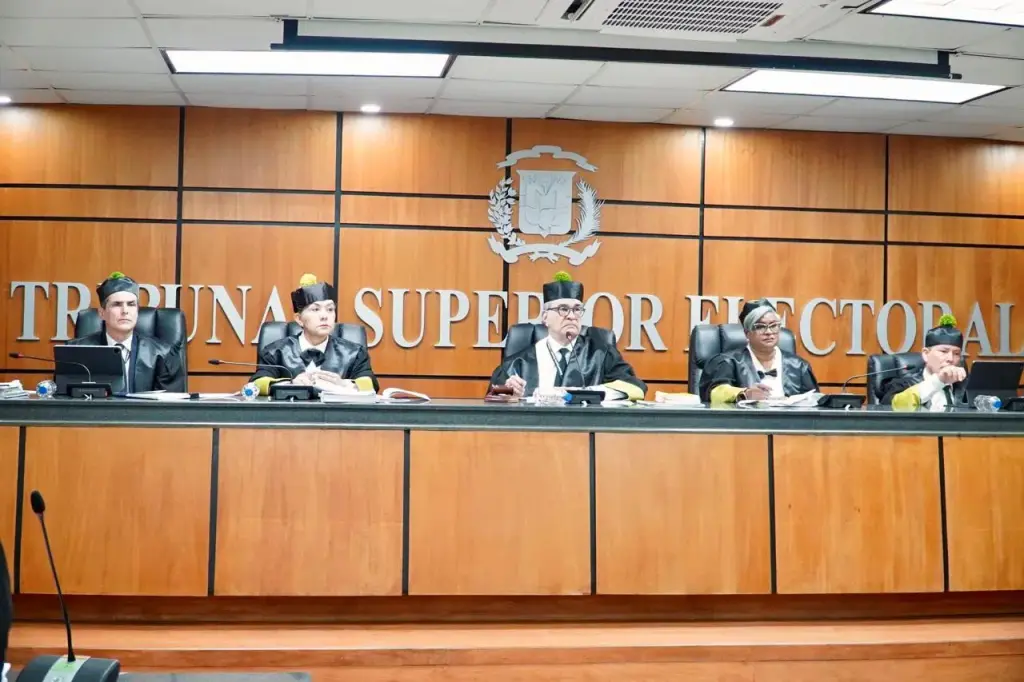 Tribunal Superior Electoral aplaza expedientes de acciones contra resoluciones de la JCE
