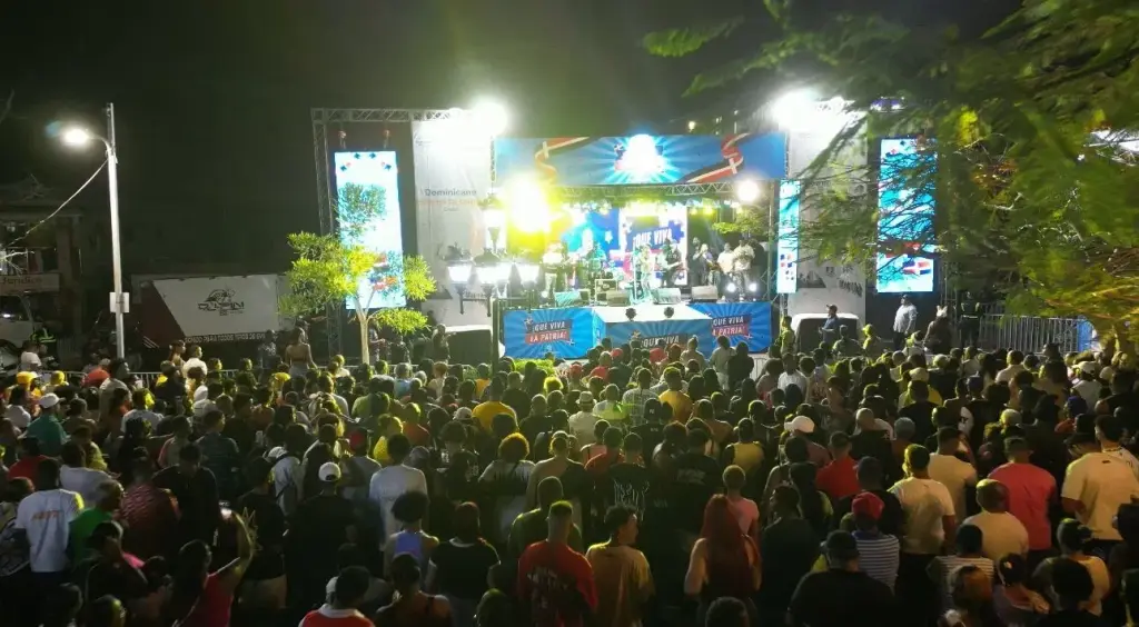 Artistas causan sensación en El Mega Festival de la Restauración en Imbert