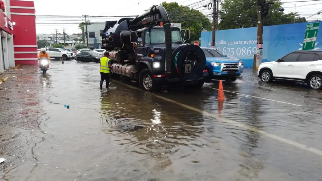 Alcaldía del DN amplía trabajos preventivos para mitigar efectos de las lluvias