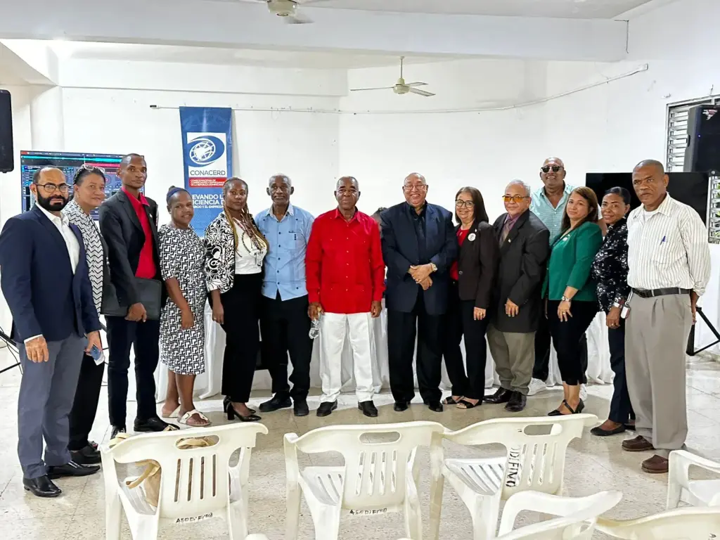 Avanza digitalización del trabajo informal en República Dominicana