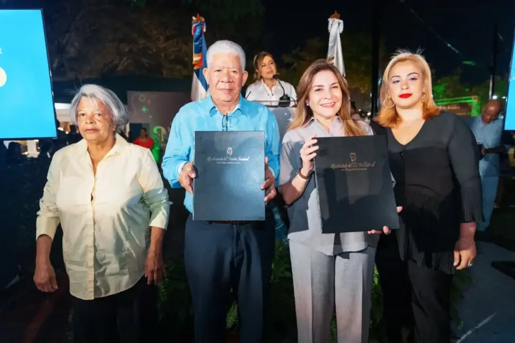Carolina inaugura remozado parque San Gerónimo