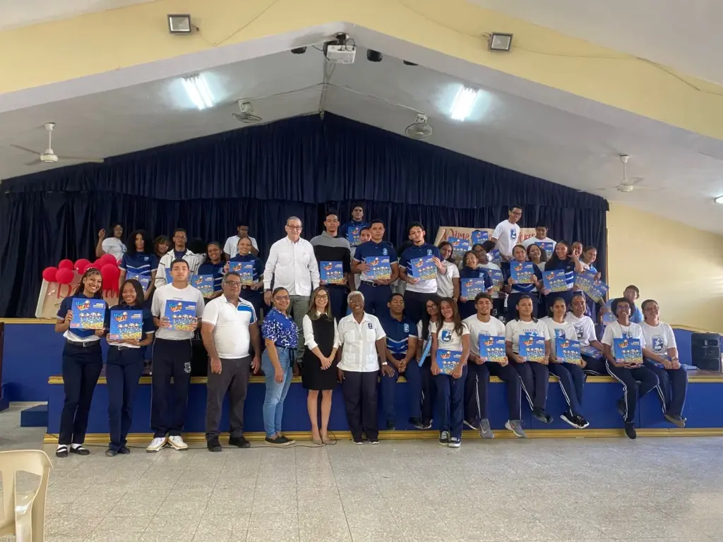 Sentinel Seguros dona juego multilatino para impulsar educación financiera