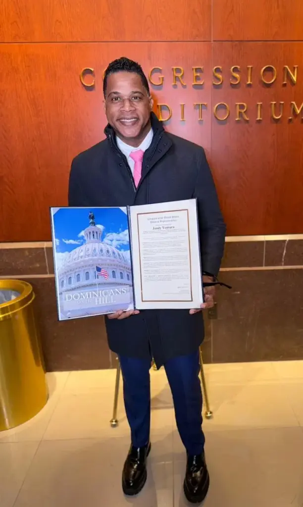 Jandy Ventura recibe proclama y representa la identidad dominicana en “Dominicans On The Hill 2026”