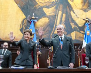 Gobierno impulsa estrategia de diversificación productiva y apuesta por la industria de semiconductores