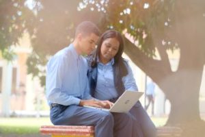 Unos 84 docentes del ISFODOSU se forman en cultura de paz con la UNESCO