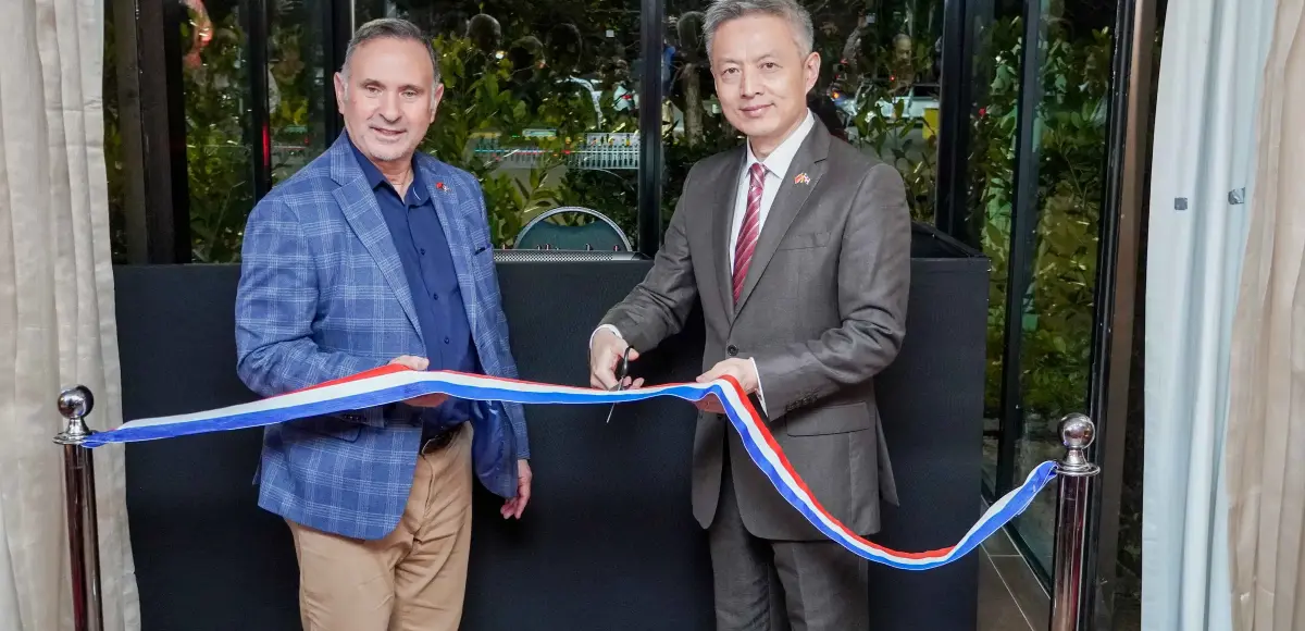 El Teatro Nacional Eduardo Brito inaugura nueva cabina de sonido y luces en el Café Bar Juan Lockward