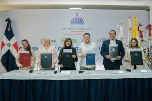 El Gabinete de Política Social firma acuerdos con cuatro universidades para fortalecer pasantías y formación de jóvenes