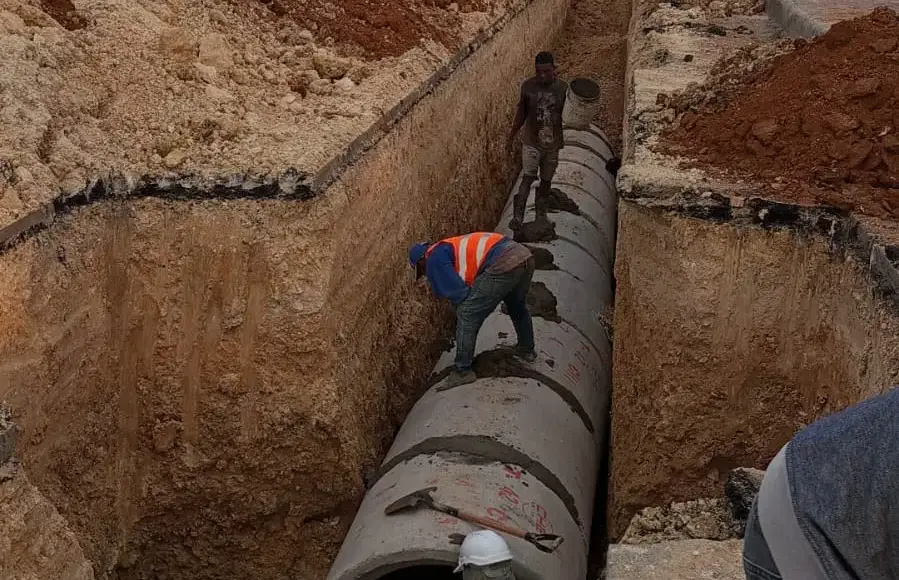 constructora López Vanderhorst Pérez Real Estate Investment (LVP) lidera solución a problema pluvial en la Charles de Gaulle