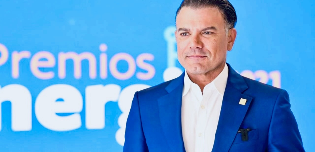 Andrés Vander Horst: "la política no consiste en conquistar el poder, consiste en merecerlo"