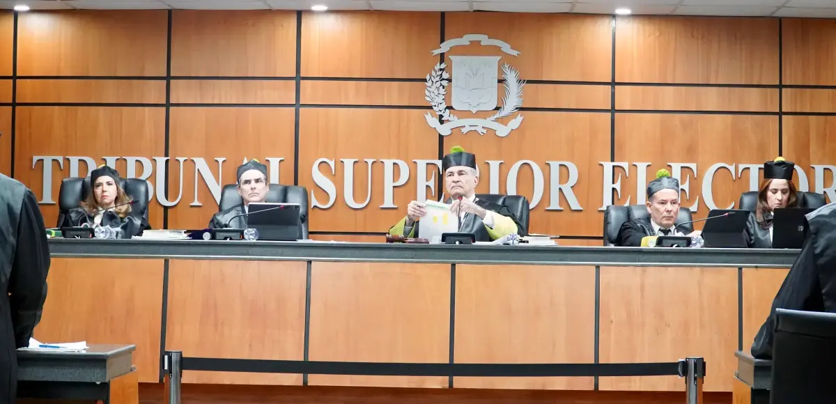 TSE declara inadmisible acción de amparo contra el presidente Luis Abinader por ser notoriamente improcedente