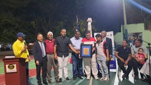 Club Villa Faro, El Latir De Un Barrio reconoce a José Antonio Coll