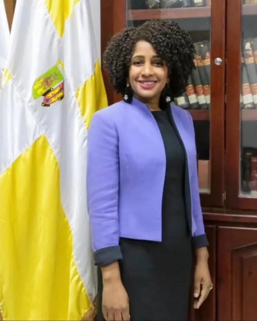 Periodista Odalis Castillo asume Dirección Escuela de Comunicación Social de la Universidad Católica Santo Domingo