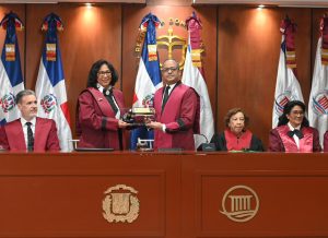 TC reconoce a las magistradas Ana Isabel Bonilla y Rhadys Abreu Blondet