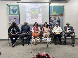 Exitosa puesta en circulación de Alí en el jardín de los cuentos en la UASD