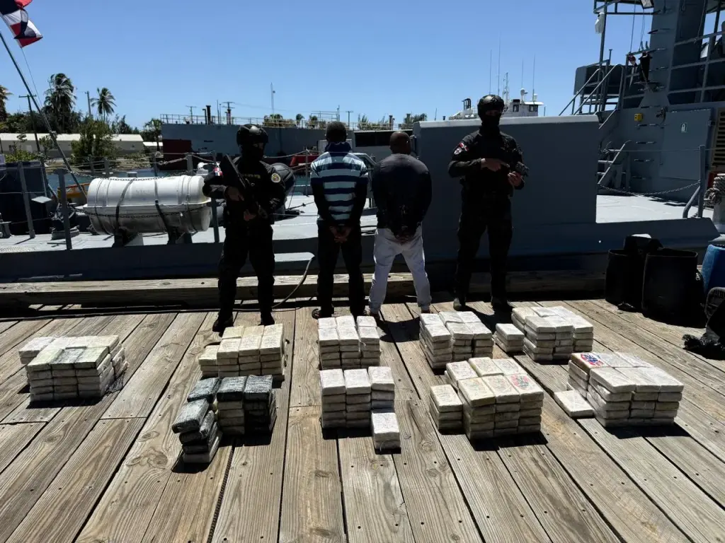 Incautan 261 paquetes de cocaína en Baní