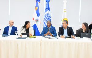 Funcionarios de MITUR presentan a ejecutivos del Banco Mundial plan estratégico para desarrollo turístico de Pedernales y la región Enriquillo