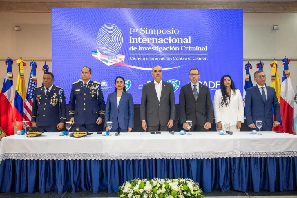 Presidente Abinader: “La tecnificación de la DICRIM no es un proyecto administrativo, es una política de Estado