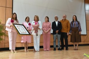 Distrito 4060 de Rotary reconoce a 70 mujeres líderes en Día de la Mujer