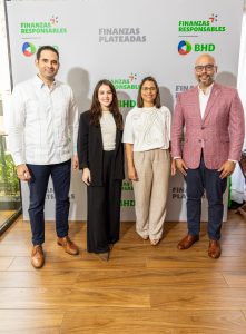 Banco BHD realiza taller de finanzas digitales para adultos mayores