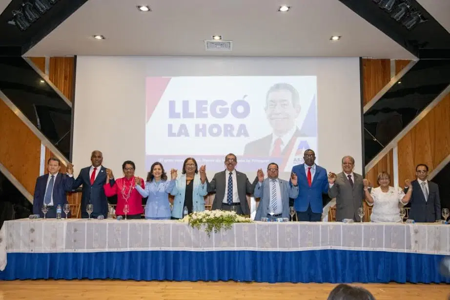 Gran Alianza Asjana Rector cierra con fuerza su campaña en UASD-Centro Mao