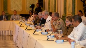 Gobierno se mantiene en sesión permanente ante sistema frontal que generará lluvias