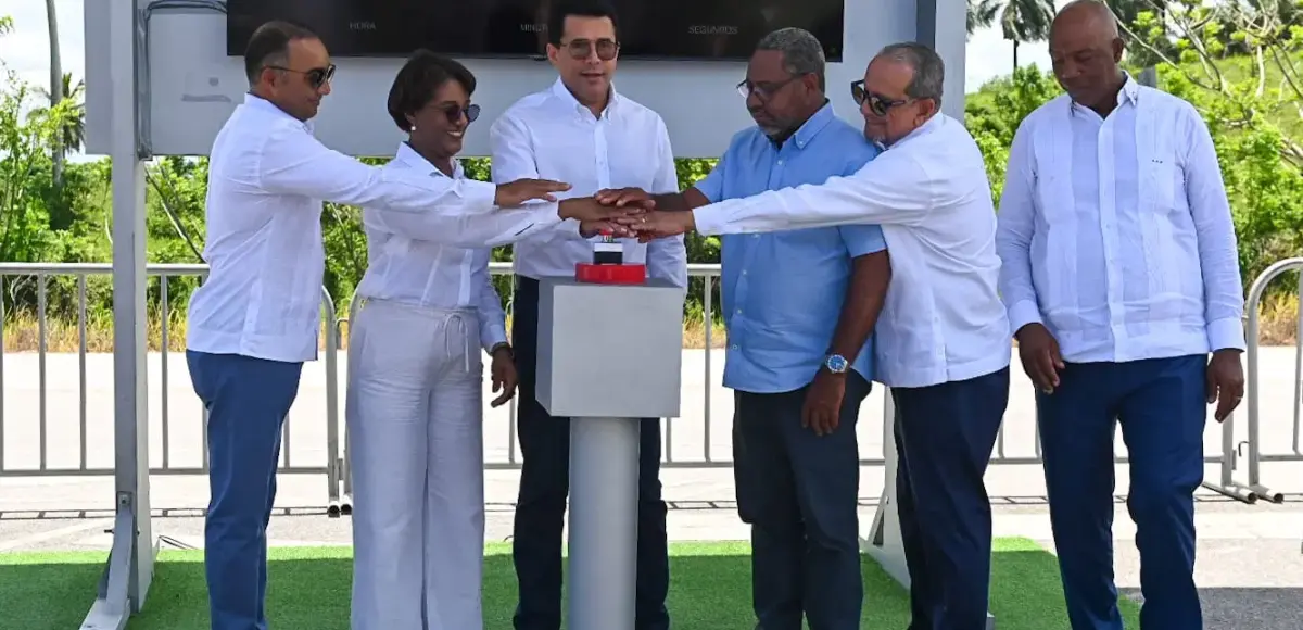 David Collado inicia los trabajos de la carretera Nisibón-Uvero Alto