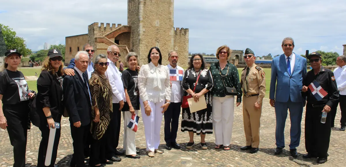 Museo de la Resistencia y la Fortaleza Santo Domingo inauguran exposición a 61 años de la guerra de abril