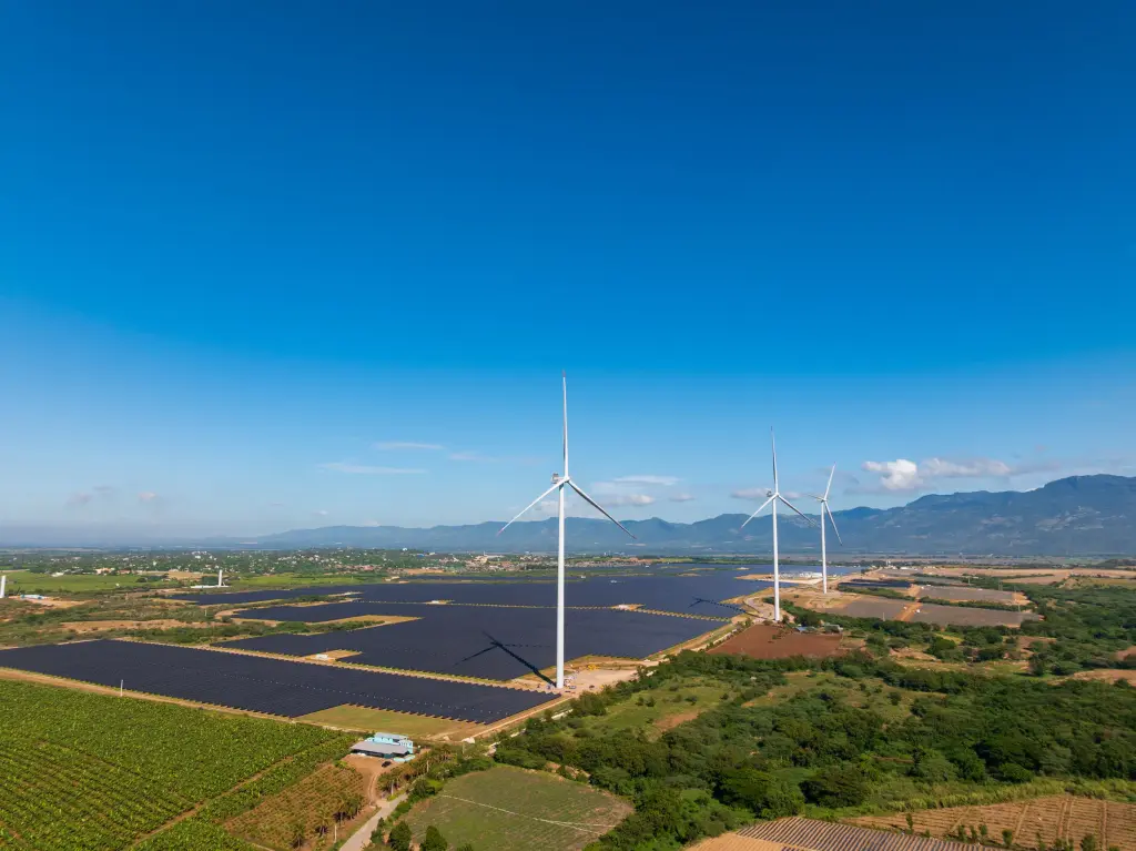 EGE Haina eleva a 76.3 % la participación de energía renovable