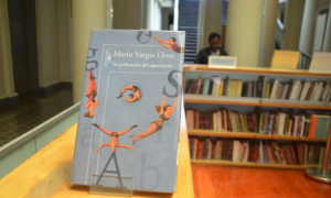 Cuando la sociedad es espectáculo, ya dicho por Guy Debord (1967) y Vargas Llosa (2012)