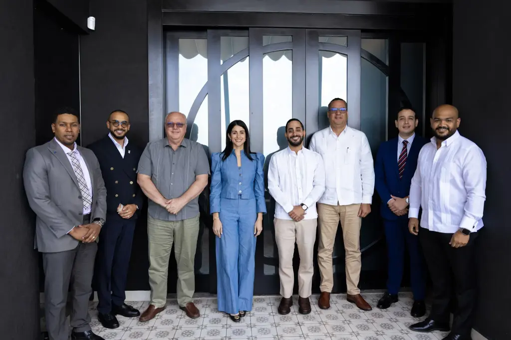 Seguros APS fortalece su presencia en la región norte con exitoso encuentro junto a ADOCOSE